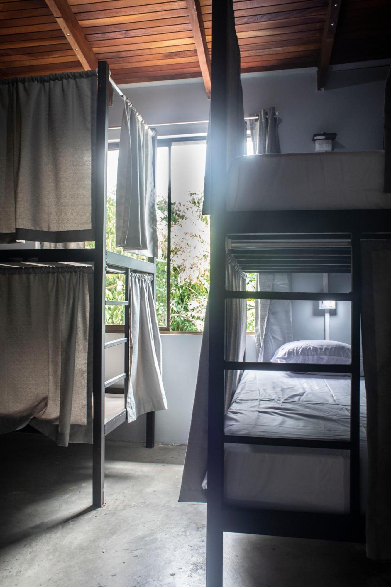 Argdivan Beach Hostel Sámara Εξωτερικό φωτογραφία