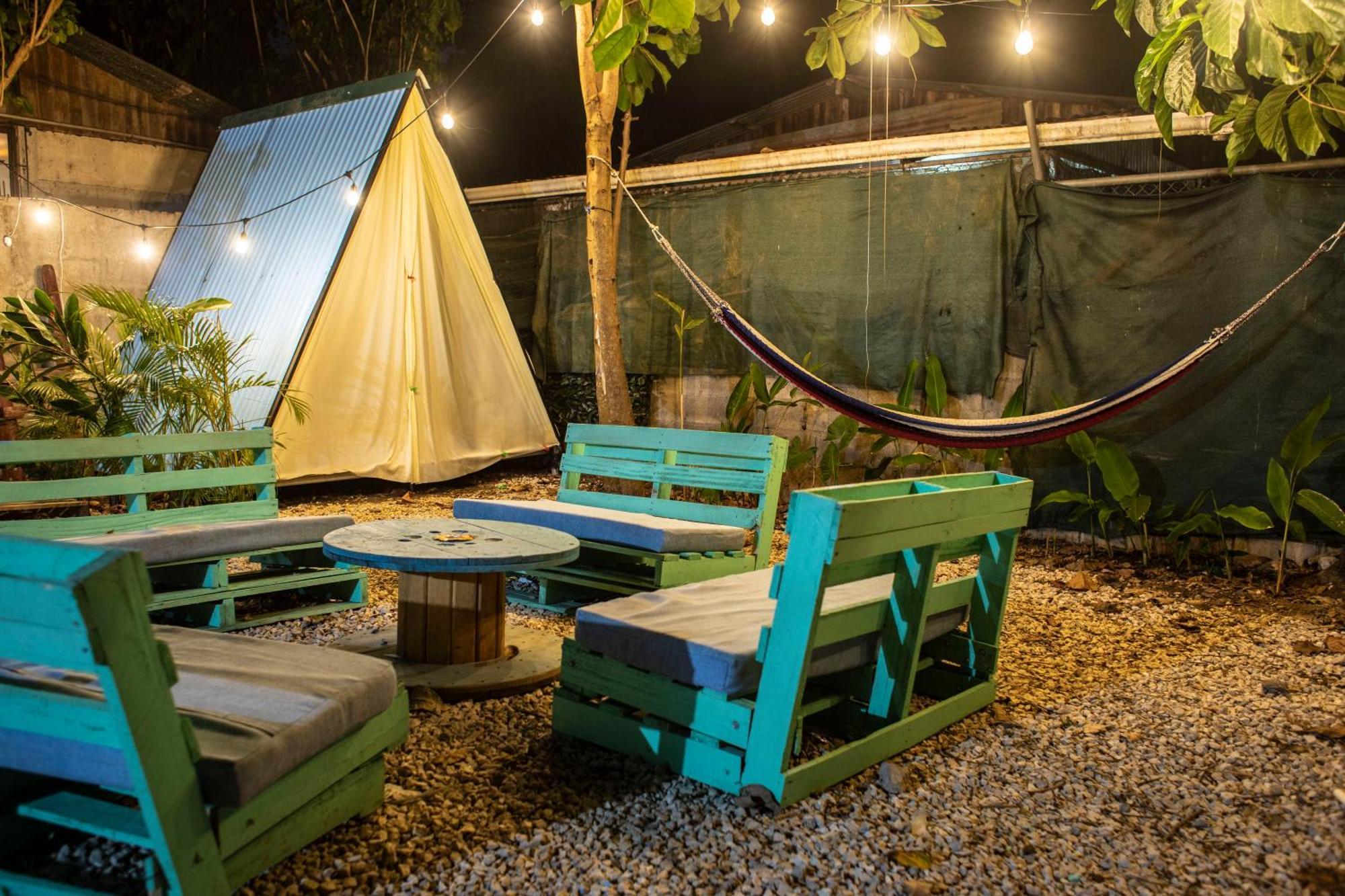 Argdivan Beach Hostel Sámara Εξωτερικό φωτογραφία